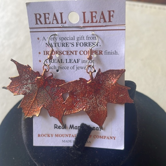 Maple Leaf Earrings# - Picture 1 of 6